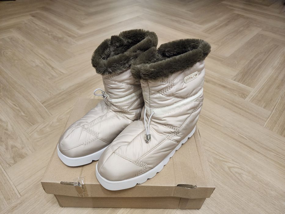 Buty Unisa śniegowce rozmiar 41