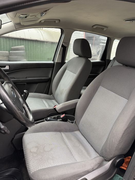 Ford C MAX 2.0 дизель механика 2004 год