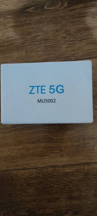 ZTE 5g mu5002  мобільний роутер