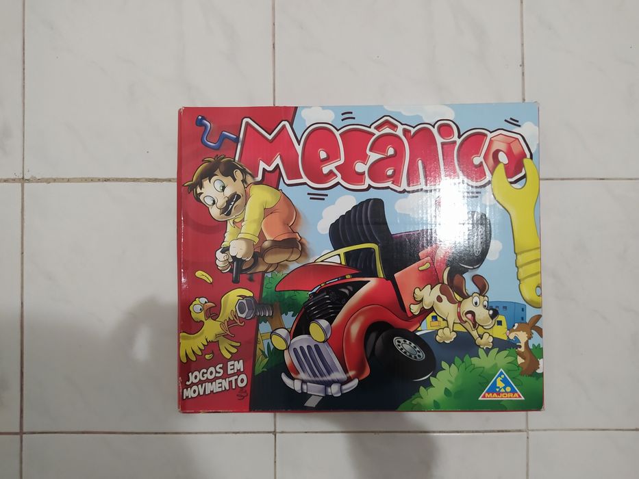 Brinquedo "Mecânico" usado