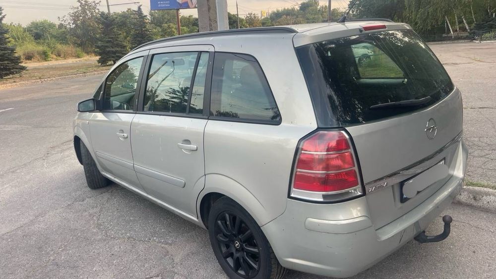 Опель зафіра для ЗСУ військовим opel zafira 1.9 diesel 2007p