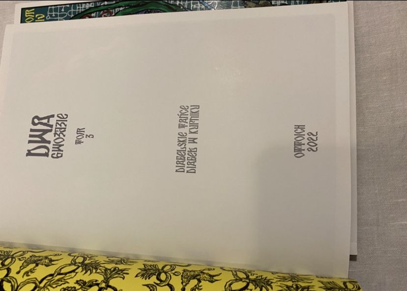 komiksy Dwa gwoździe nr 1, 3 i 4
