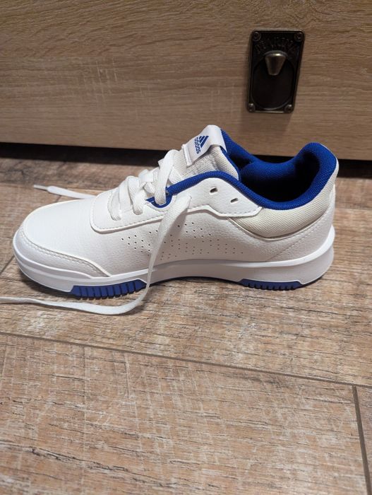 Кросівки Adidas 38 розмір