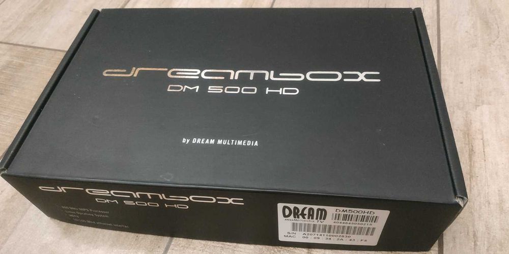 Спутниковый рессивер  Dreambox DM500HD