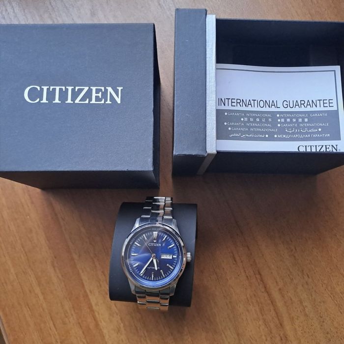 Годинник Citizen