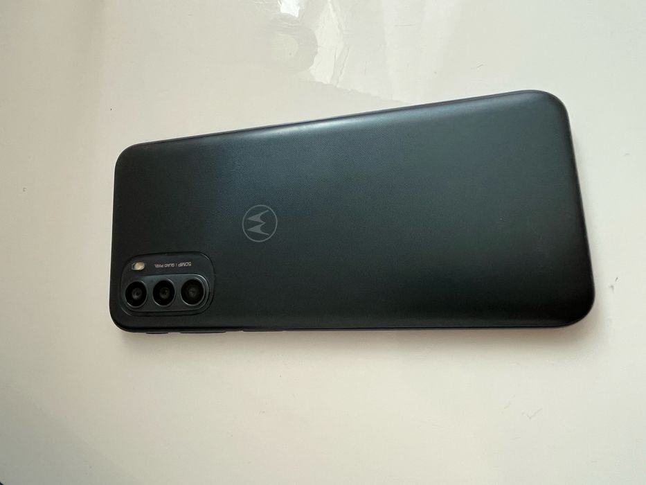 Продам телефон Motorola G31
