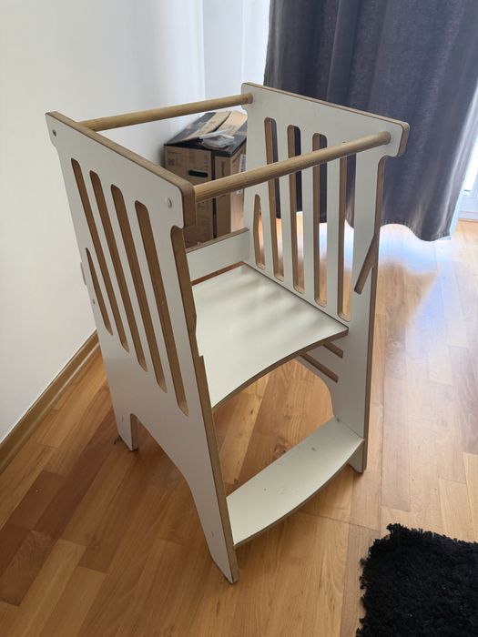 Kitchen Helper bialy, solidny