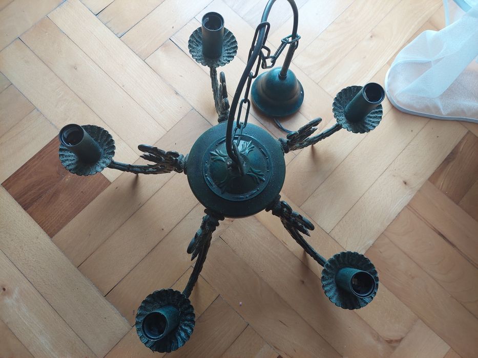 Elegancki stylowy żyrandol 5 żarówek