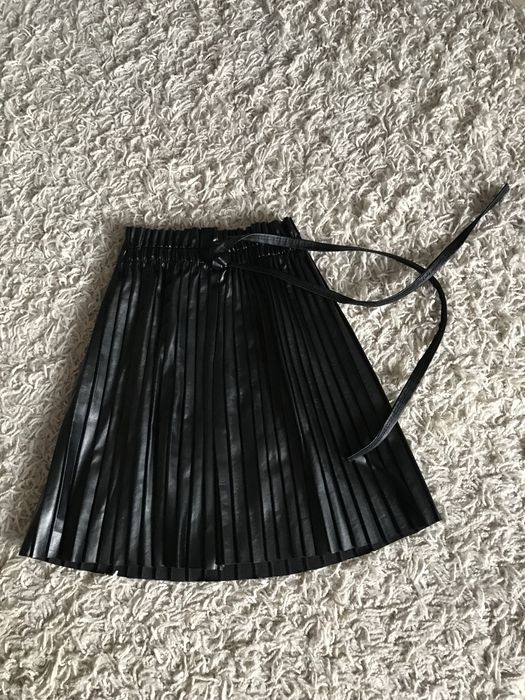 Czarna spódnica z eko skóry XS/ S Butik