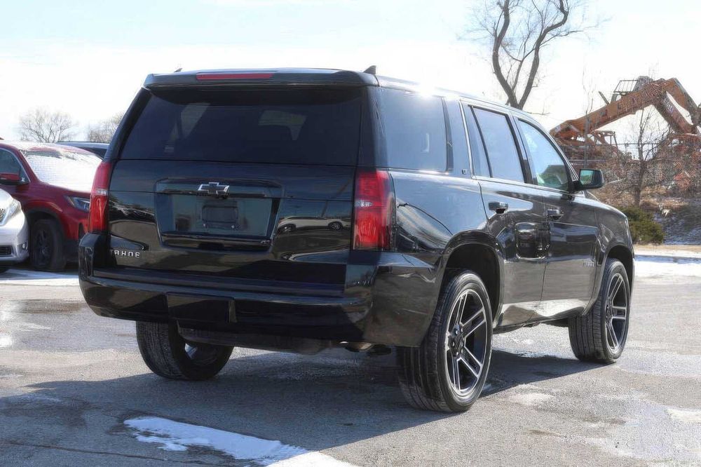 Chevrolet Tahoe      2016