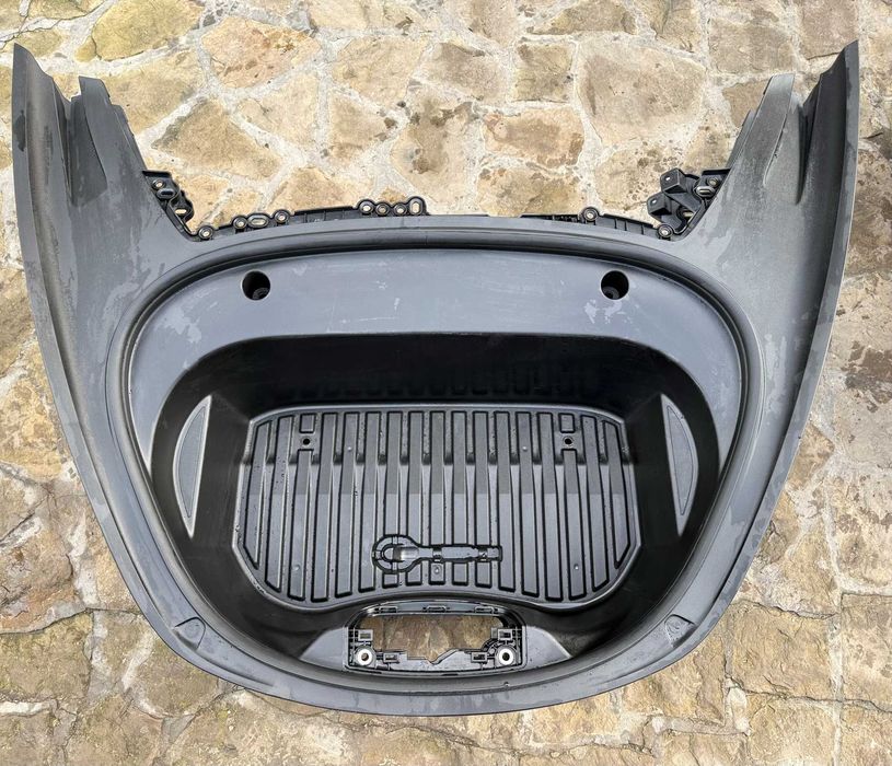 Корито багажника Tesla Model 3/Y бокс підкапотний Тесла тройка вайка