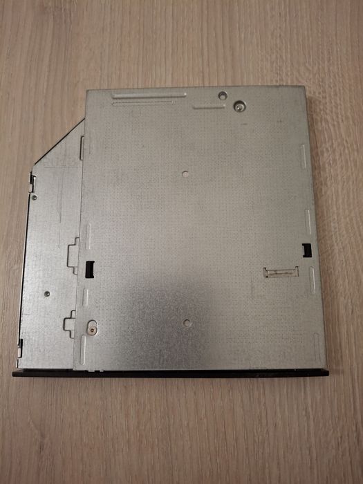 Dvd привід внутрішній