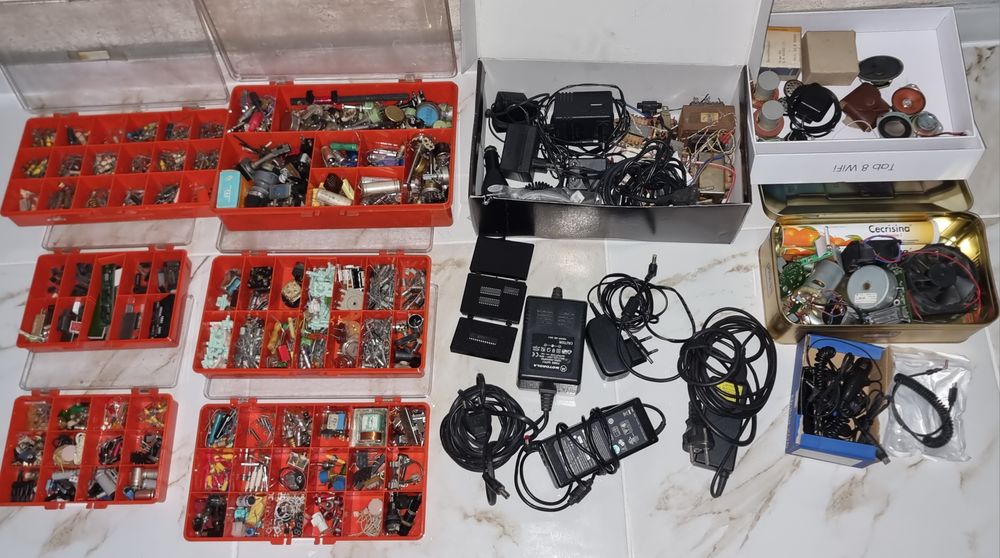 Large Lot of Electronic Components -- Thousands of Pieces!64586356357890121