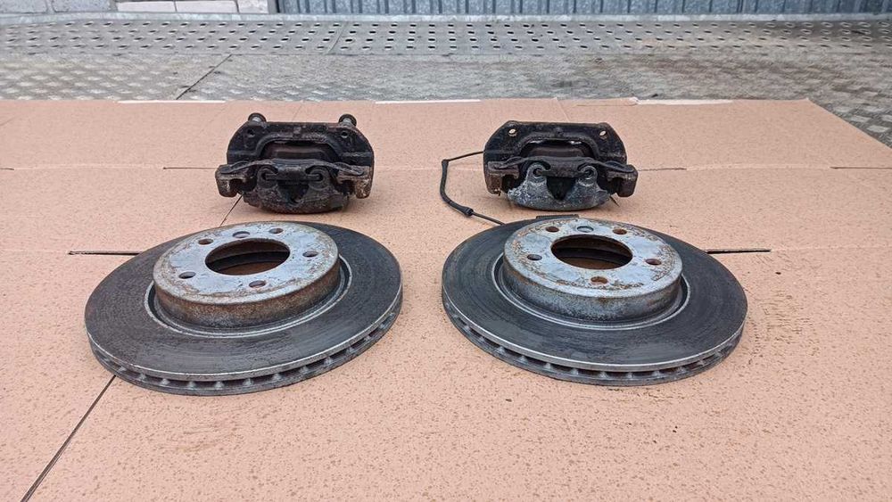 Duże hamulce Przód 300mm Wentylowane Tarcze Zaciski BMW E36 325i 328i