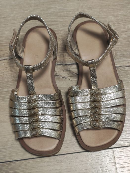 ZARA r.32 złote sandały, skórzane sandałki.