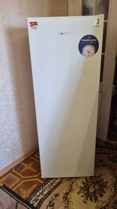 Морозильная камера Vestfrost CMF144W