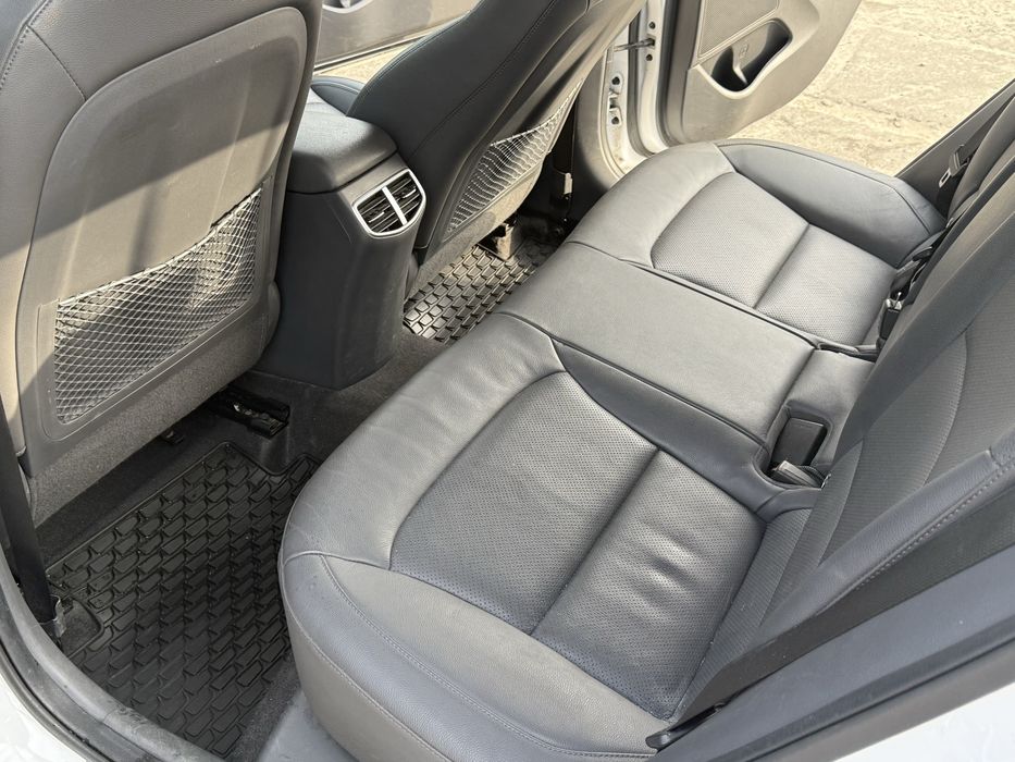 Hyundai Ioniq 2020 38.3 kwh