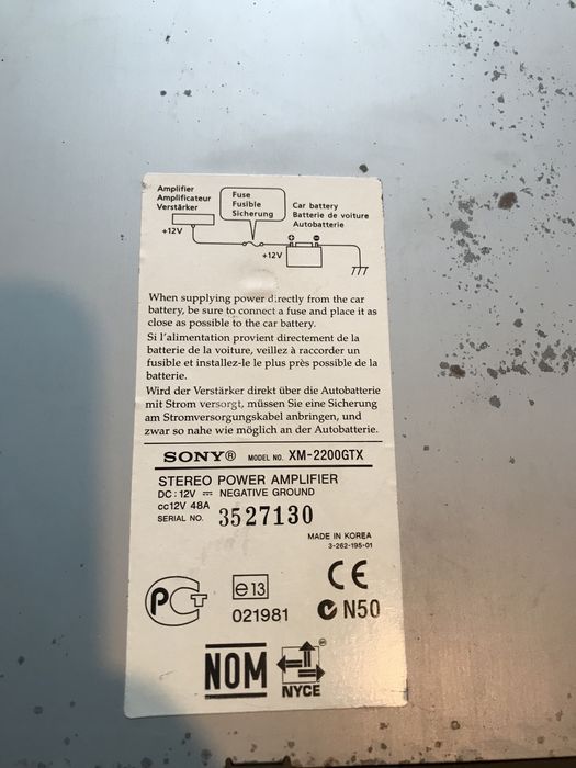 Підсилювач автомобільний. Усилитель автомобильный.