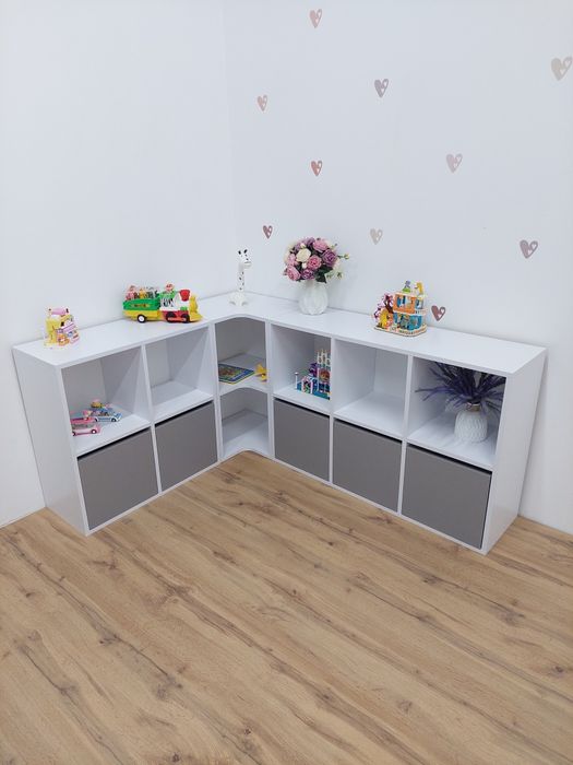 Стеллаж для игрушек