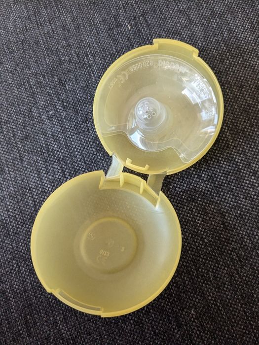 Kapturki Medela karmienie piersią nakladki