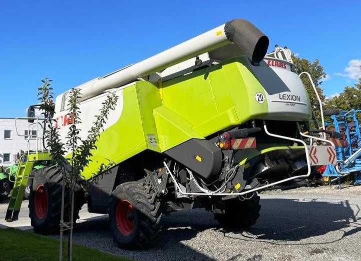 Комбайн зернозбиральний Claas Lexion 580