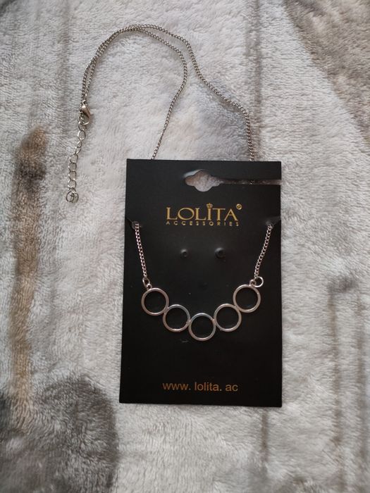 Piękny minimalistyczny łańcuszek kółka kolor srebrny Lolita