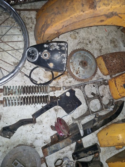 Jawa CZ 175 SPORT 477 CZEŚĆ bak lampa stopki lagi itp