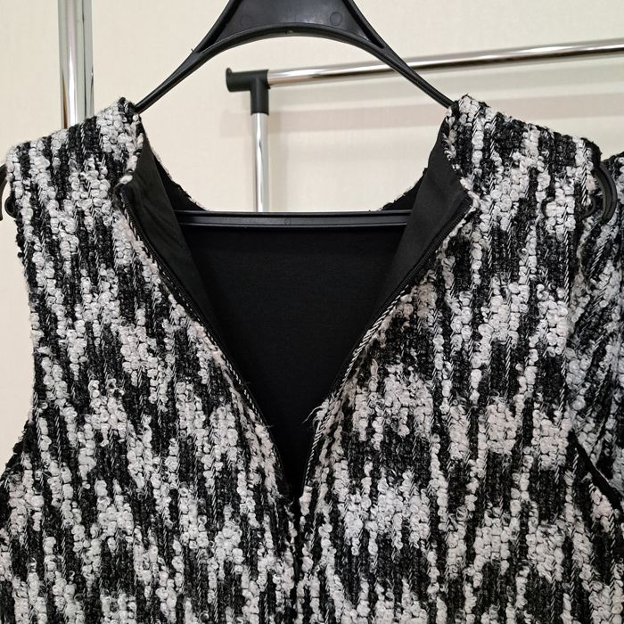 Комплект жіночий: пальто та сарафан