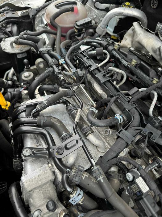 Двигун мотор двигатель 1.6 tdi DDYA Volkswagen Skoda Audi