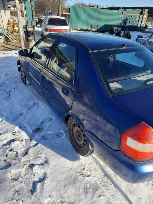 Продам машину срочно