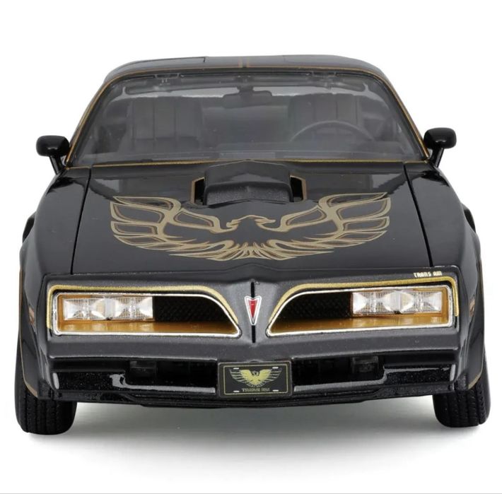 Машинка Maisto 1978 Pontiac Firebird Trans Am