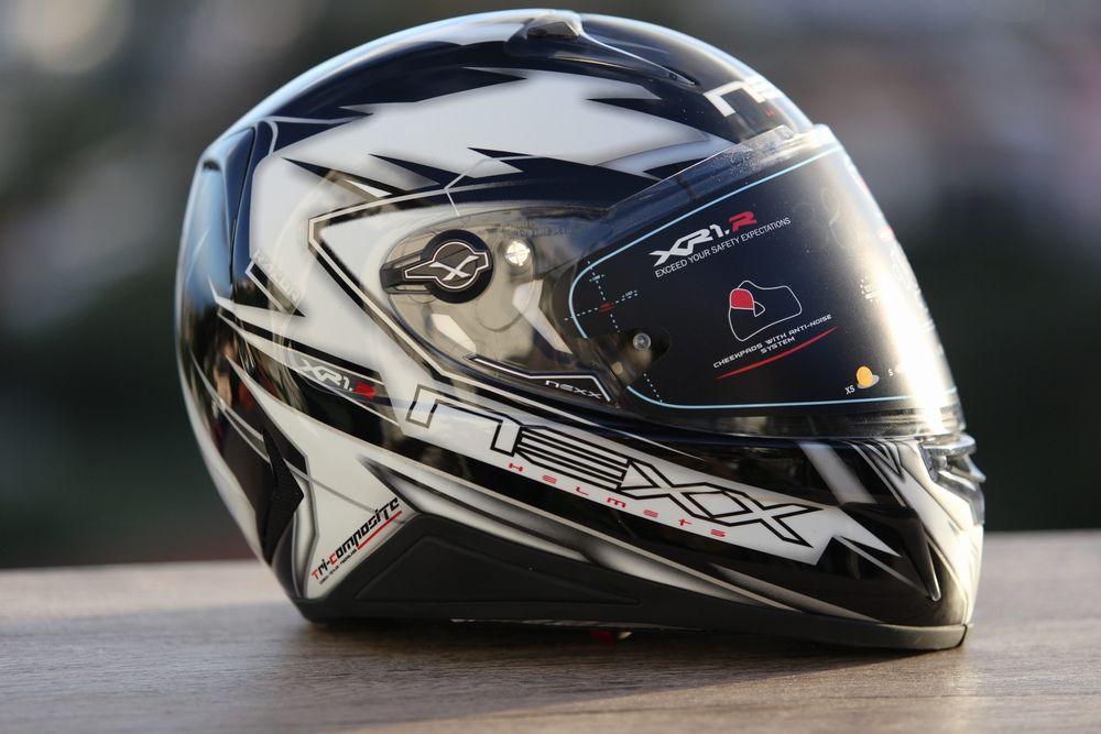 Capacete NEXX XR1R novo