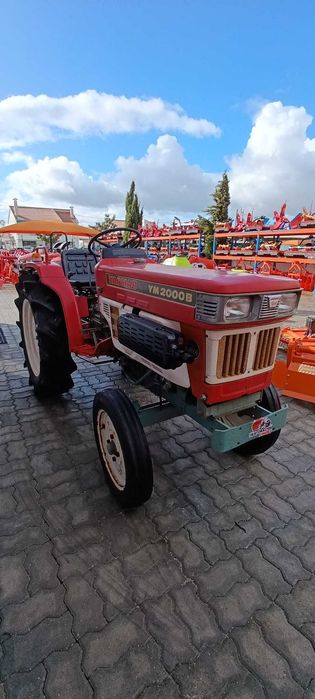 Campanha : Trator Yanmar 2000B + 4 alfaias POUPE 1250€