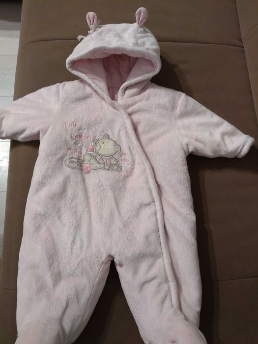 Kombinezon dla niemowlaka George rozmiar 0-3 miesiące