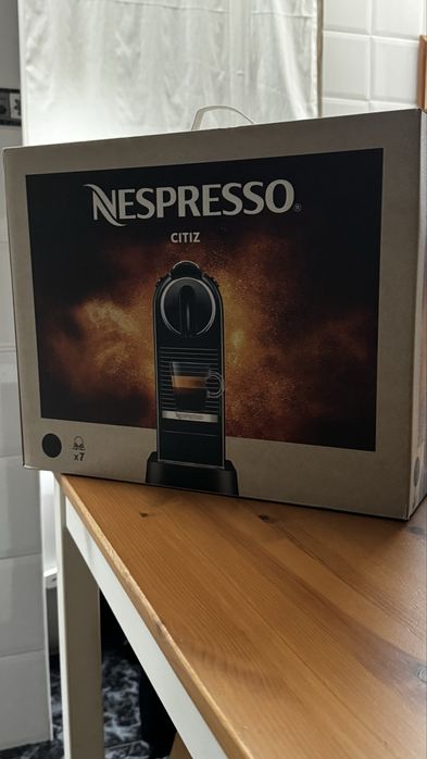 Nespresso citz preta