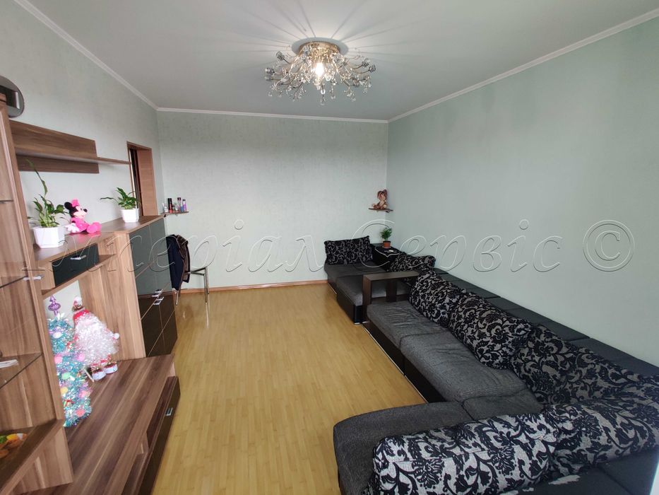 Сдам 2 комнатную с ремонтом на песках