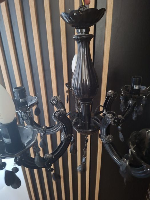 Efektowne lampa sufitowa żyrandol plastikowy 5 ramienny magnolia