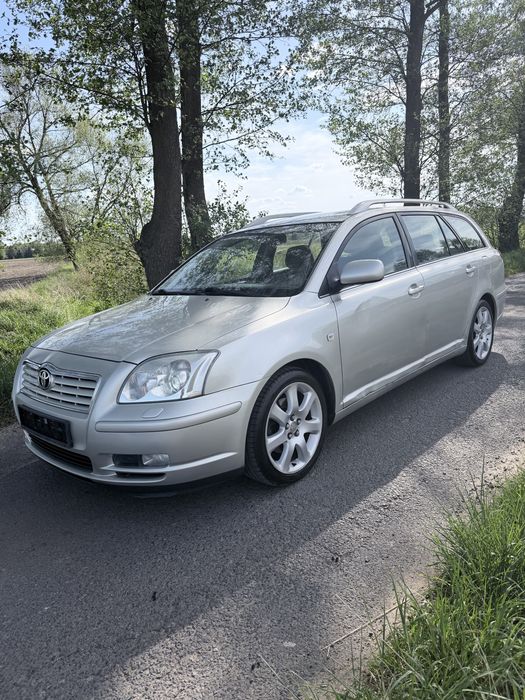 Toyota avensis xenon 2.0b niski przebieg 174 tys. 1 właściciel od nowości ! Z niemiec