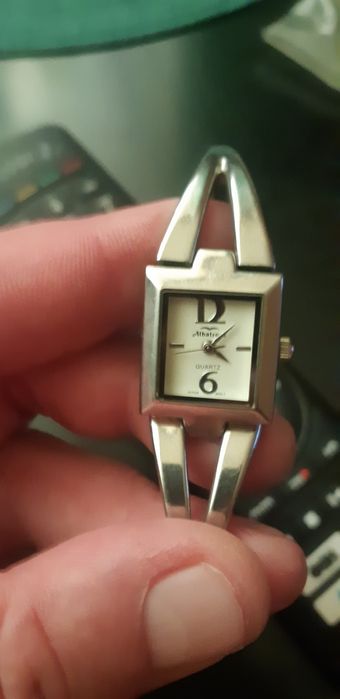 Sprzedam zegarek damski