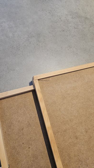 Drewniana podkładka do ukladania puzzli z szufladkami