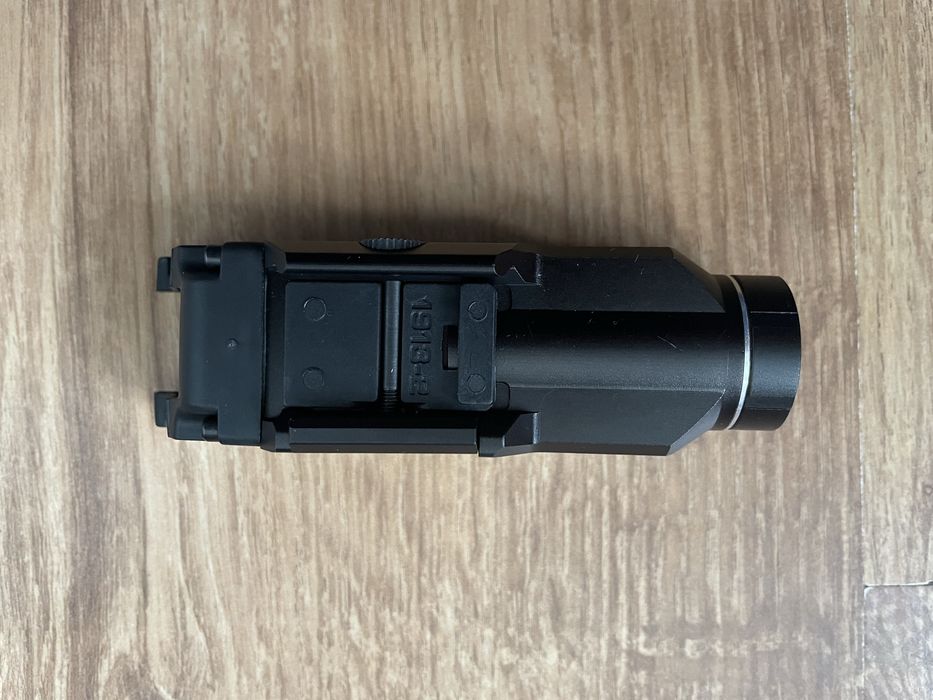 Replika latarki streamlight tlr-9 nowa