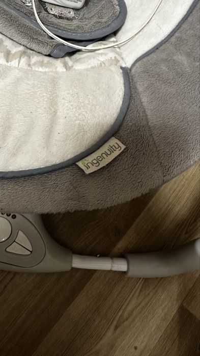 Заколисуючий центр. Гойдалка