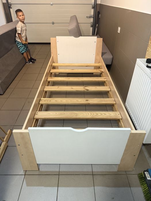 Lożko jednoosobowe dla dziecka 200x90