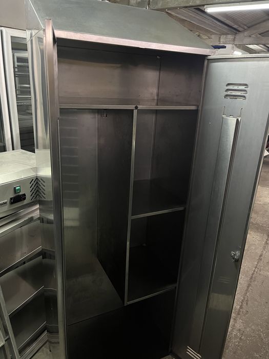 Armario dispensa ,cacifo em inox de 2 portas