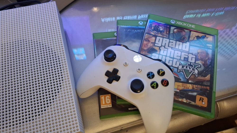 Xbox One Model S 500Gb