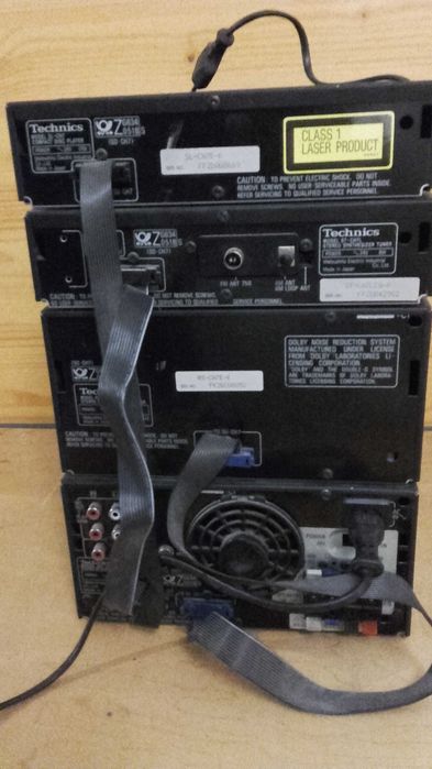 Miniwieża Technics CH7