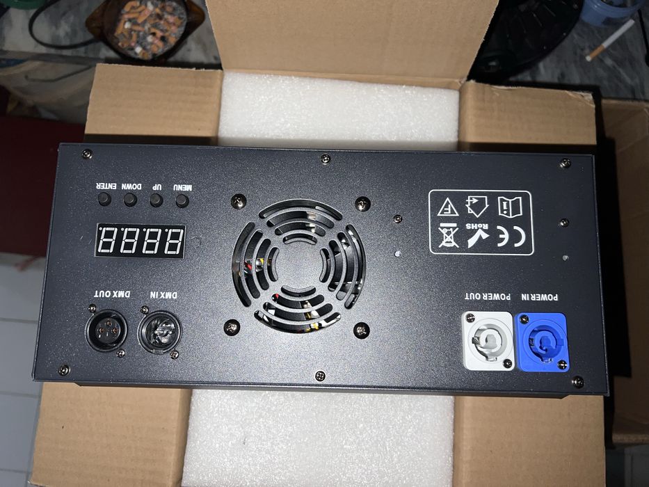 Blinder 200 W COB LED 2 cores (branco/amarelo)