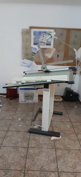 Estirador Arnal profissional