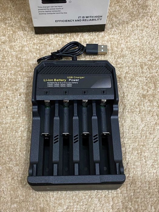 Зарядний пристрій для Li-ion акумуляторів MS-5D84A USB на 4шт 4,2V/2A