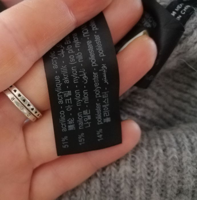 Тёплая шапка zara